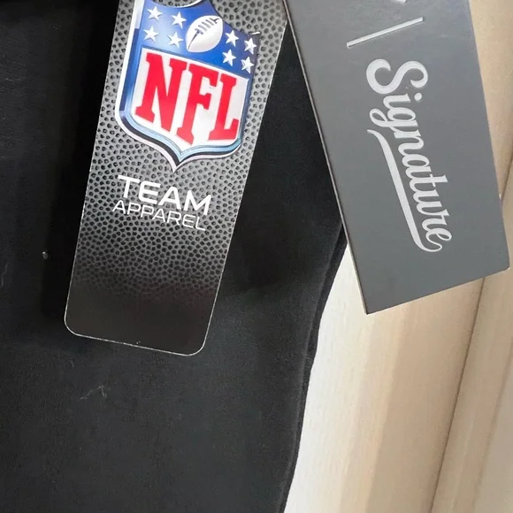 NWT Raiders Football T-Shirt - Picture 4 of 8